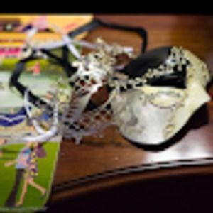 Meet your Posher, Gillian